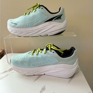 Altra Women's Sneakers - Light Green and White